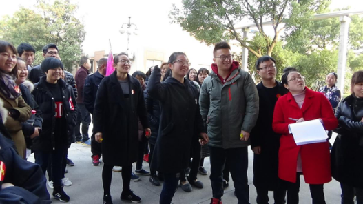 老桐君进行第二届趣味运动会-contene2 老桐君进行第二届趣味运动会-contene2.png